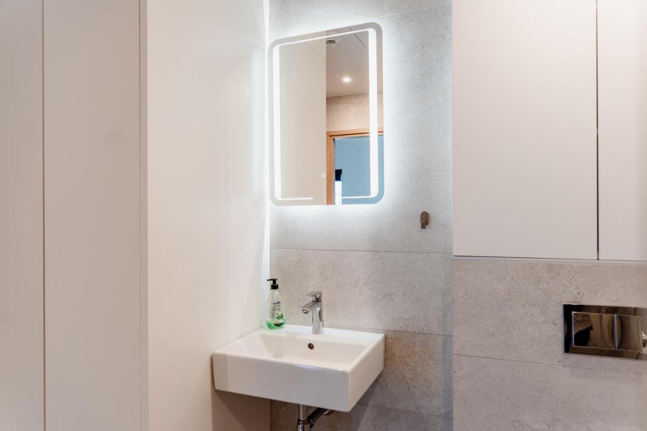 Dream Stay - Modern Apartments In City Centre Tallinn Exteriör bild